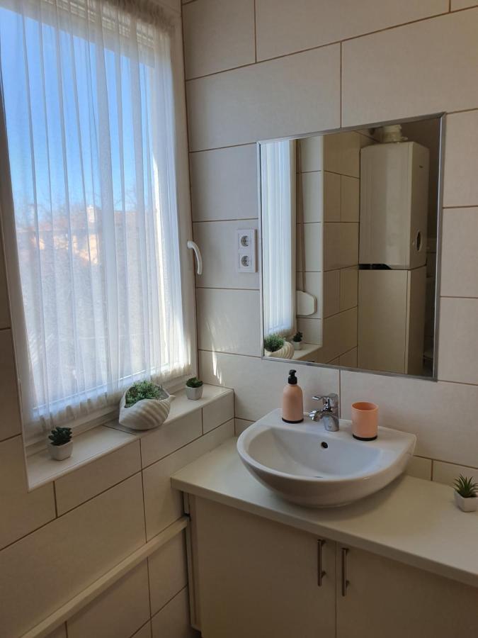 Bella Apartman Szeged Eksteriør billede
